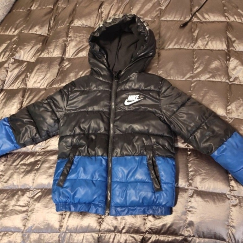 Nike Black and Blue Puffer Jacket with Hood